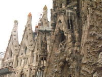 The contrast between Gaudi's classical style and more angular style of Josep Maria Subirachs