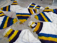 Mass scale tie-dyeing  processes